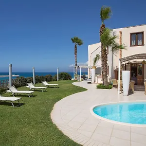4* Hotel Marina &